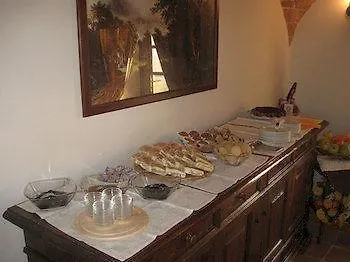 Tenuta Marchesi Scarampi Bed & Breakfast *