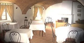 Tenuta Marchesi Scarampi Bed & Breakfast